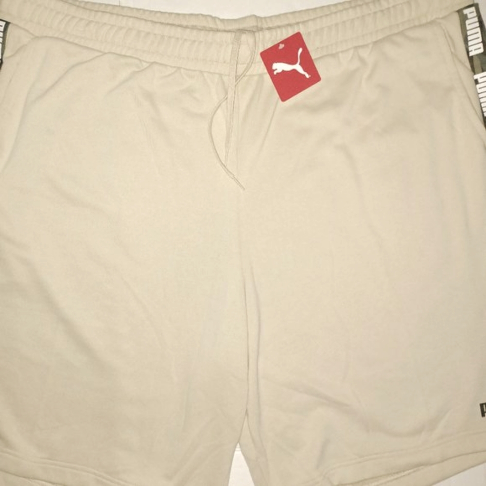 PUMA  MEN'S PLUS SIZE  CAMO PRINT SHORTS 4XL